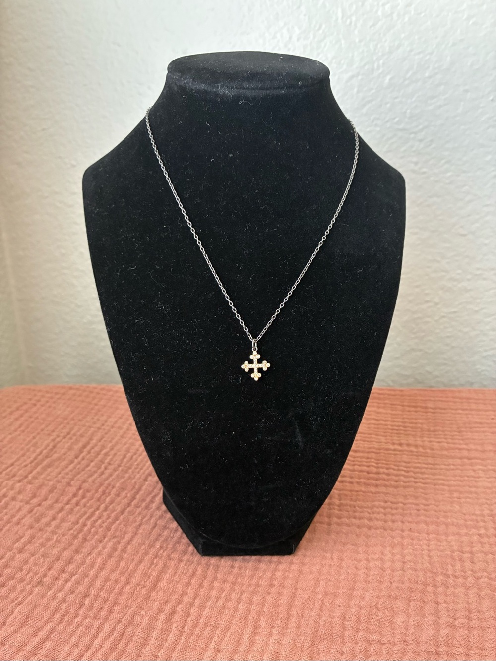 Freida Rothman CROSS NECKLACE